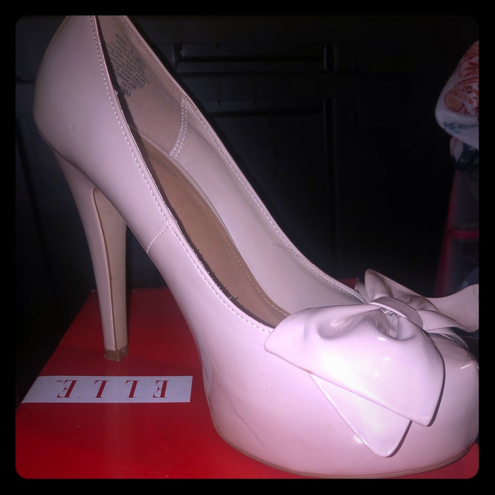 Elle beige heels
